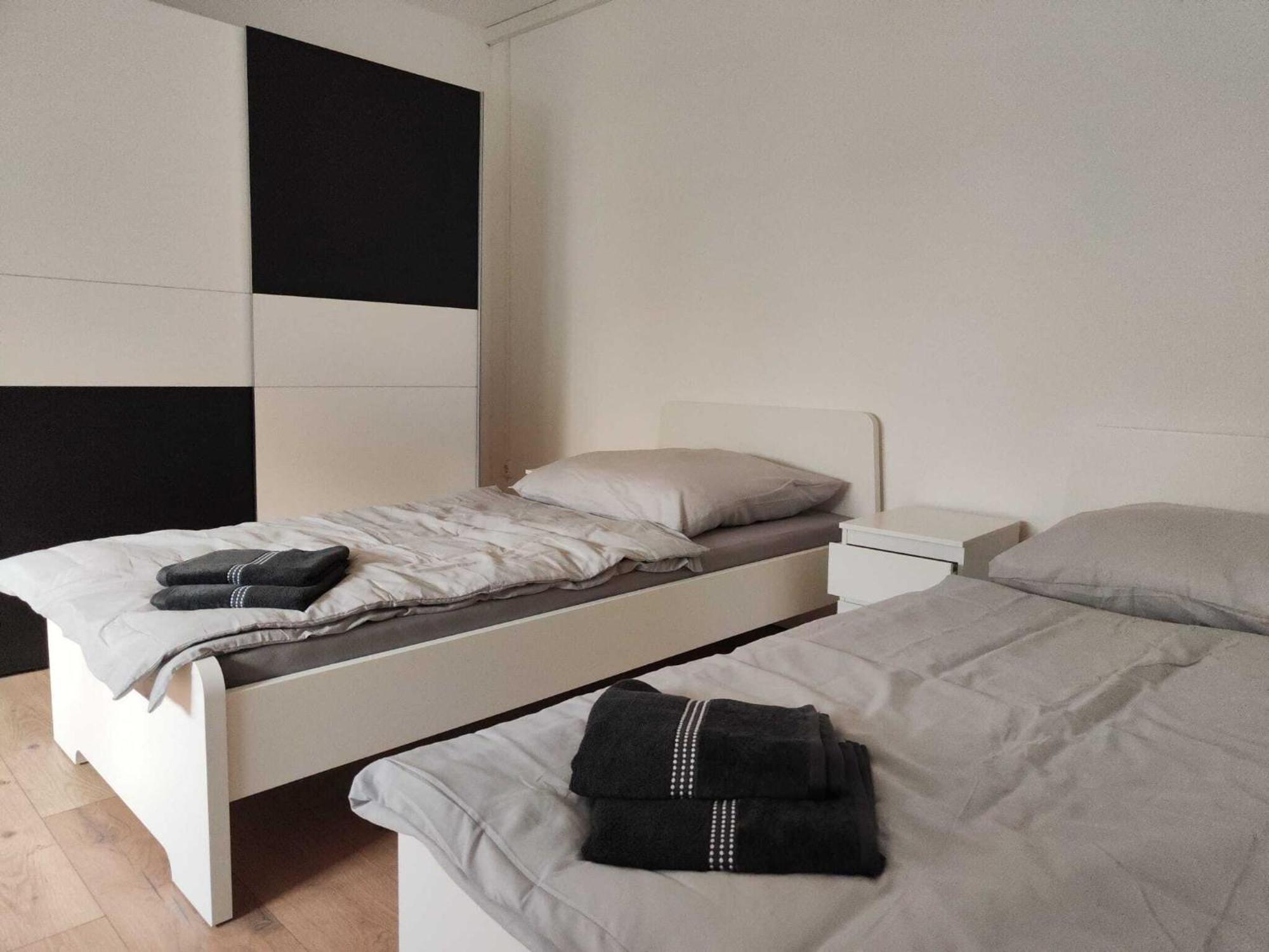 Pension Hsl Graben-Neudorf ภายนอก รูปภาพ